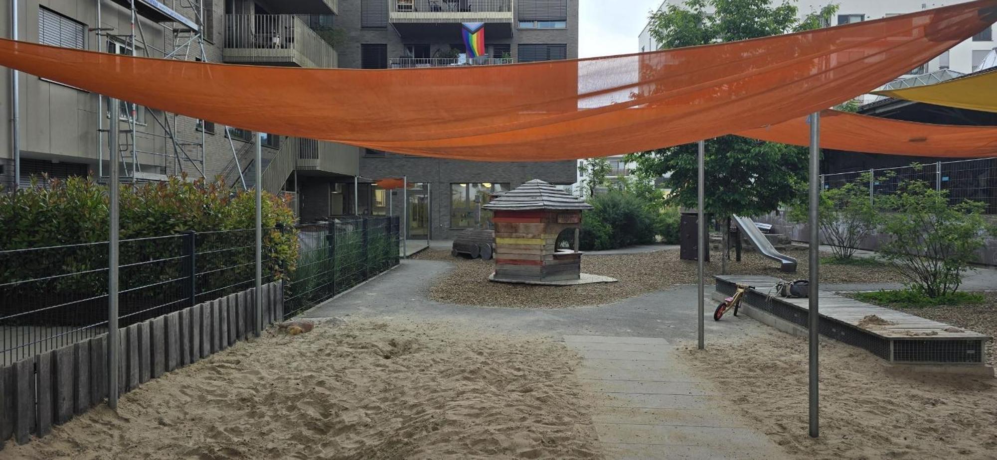 Stadtnahes Gaestezimmer Im Penthouse Bei Esi Tubinga Esterno foto