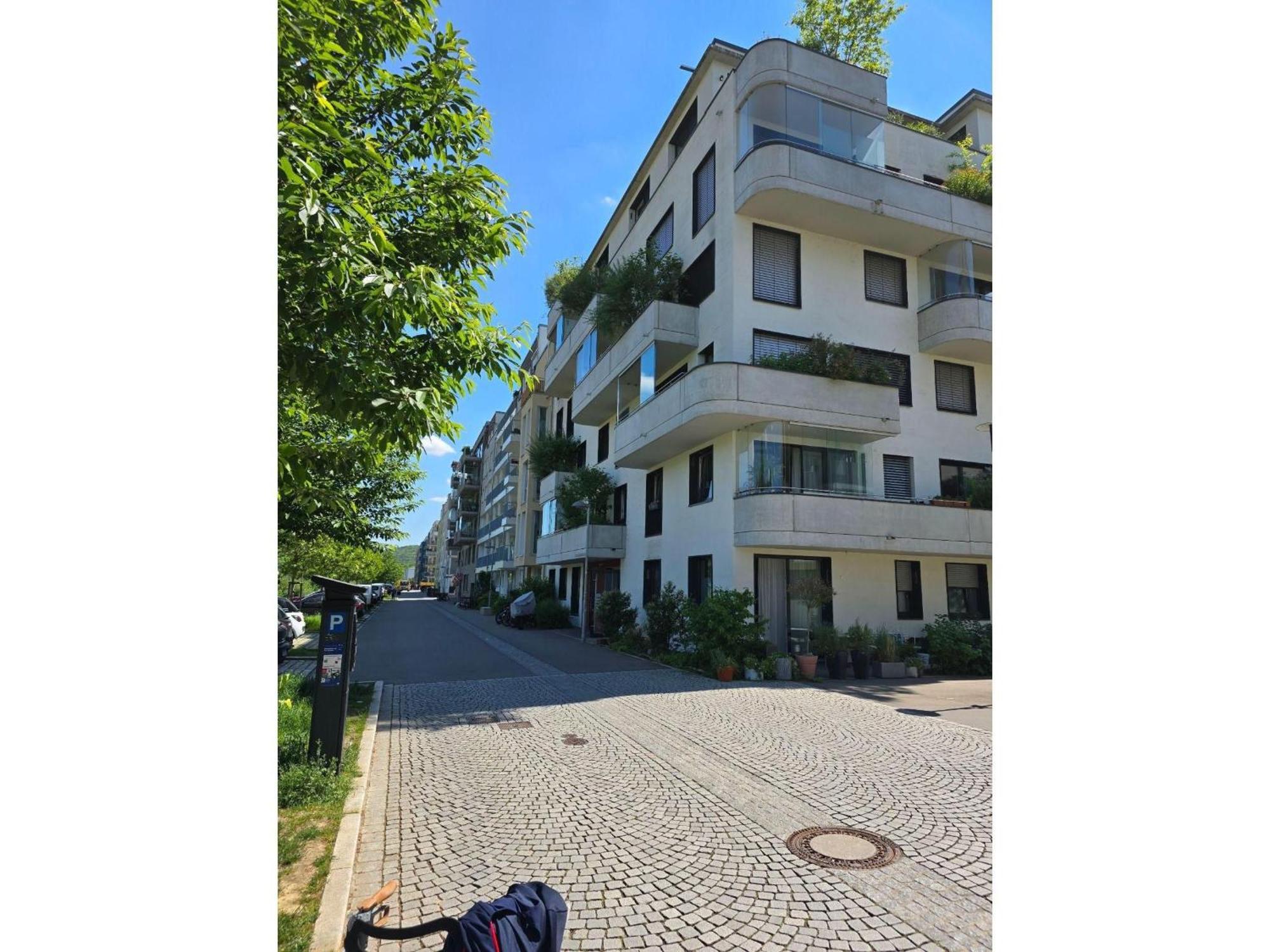 Stadtnahes Gaestezimmer Im Penthouse Bei Esi Tubinga Esterno foto