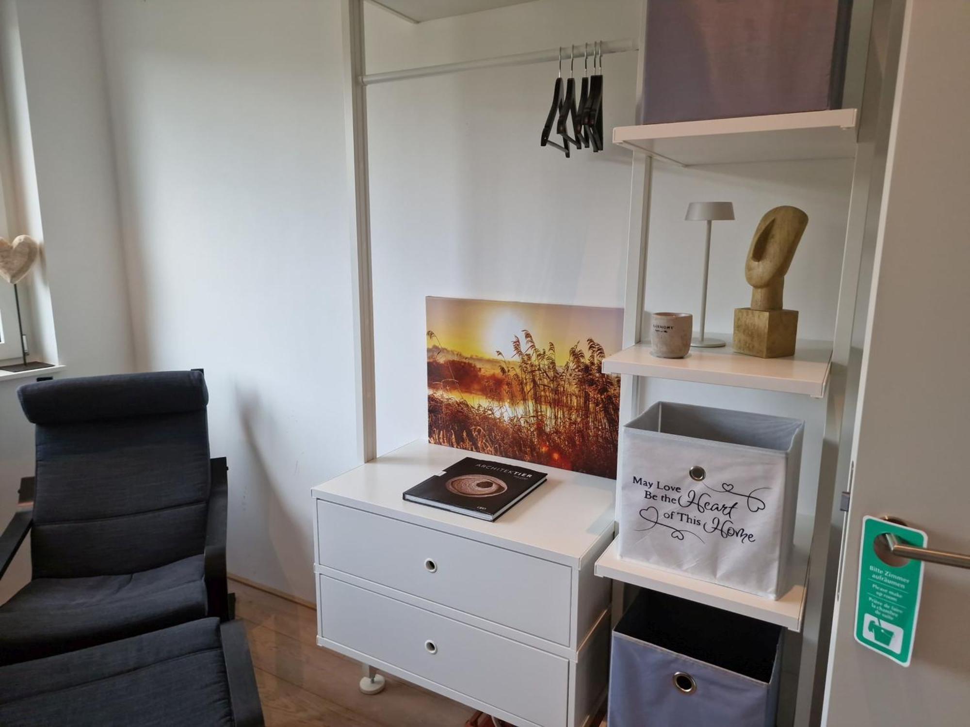 Stadtnahes Gaestezimmer Im Penthouse Bei Esi Tubinga Esterno foto